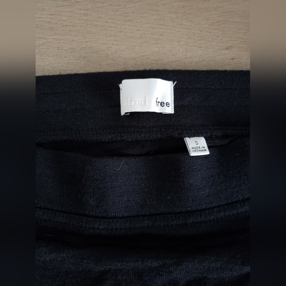 Black Wilfred skirt - Picture 2 of 3